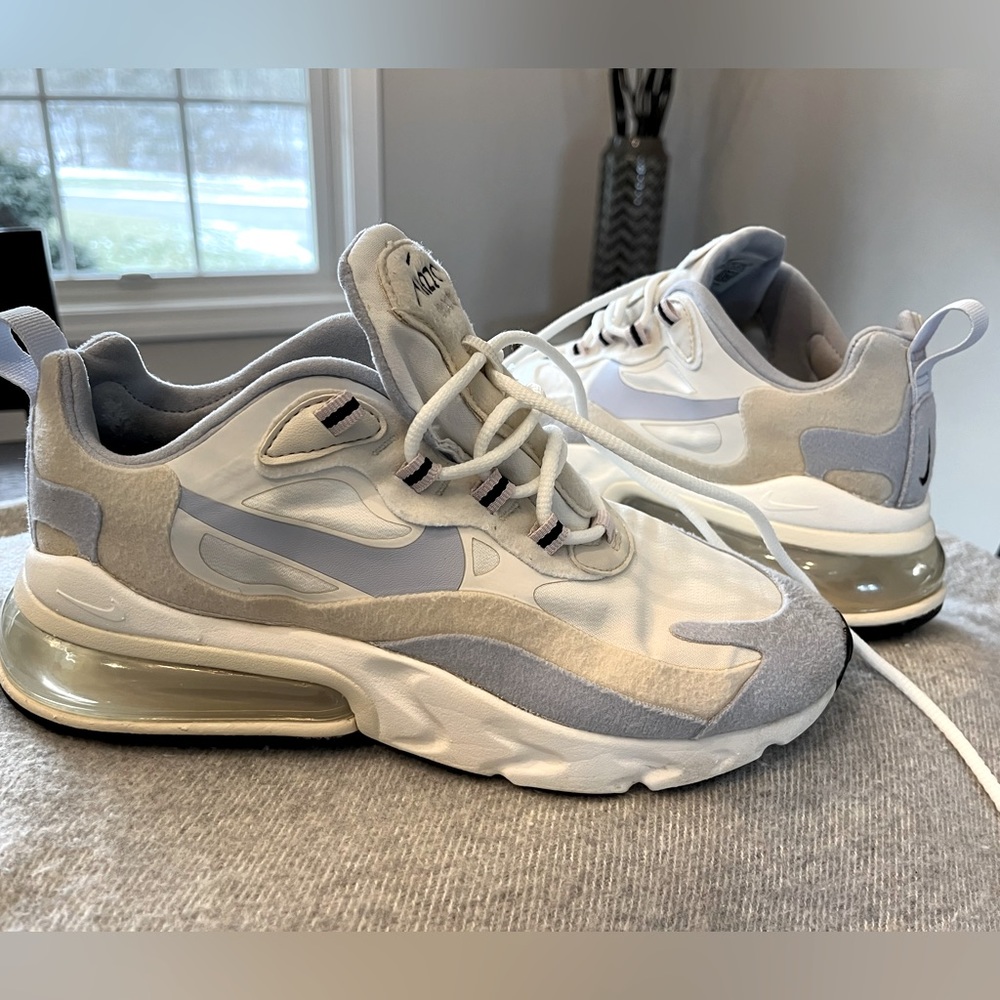 Nike Air Max 270 in “White Fossil”